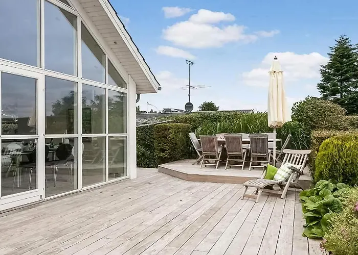 Feriehus 3 Bedroom Lovely In *